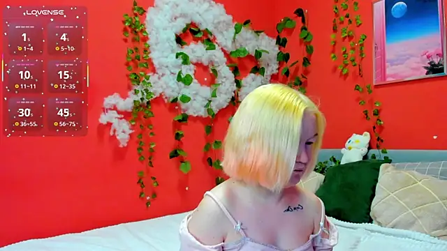 Snapshot of Sara_Robinson chatting on 02.10.26 Sara Robinson online show from 02.10.26