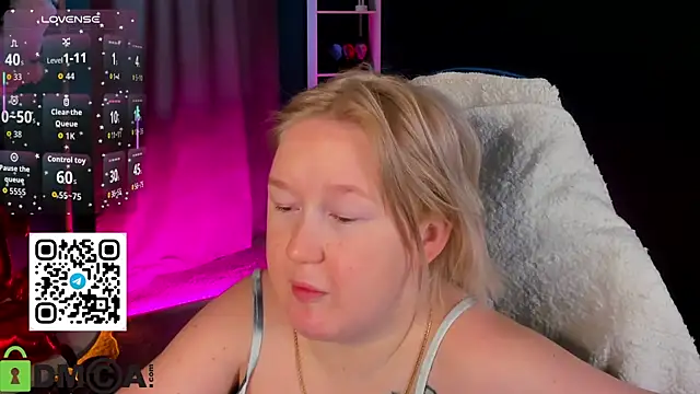 Snapshot of Sara_Robinson chatting on 02.15.26 Sara Robinson online show from 02.15.26