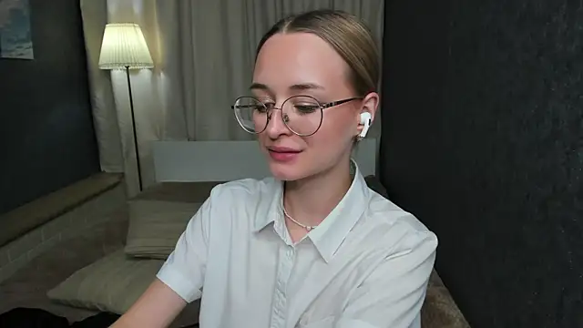 Tiffanyhunt online show from 01.15.25