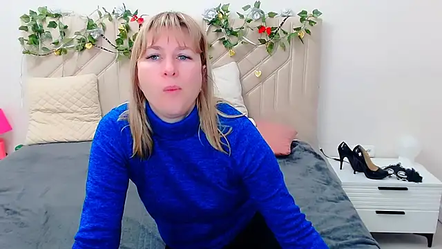 Snapshot of Incredible_Ariela chatting on 04.21.26 Incredible Ariela online show from 04.21.26