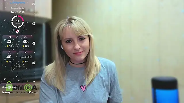 Snapshot of Smoorodinkaa chatting on 04.18.26 Smoorodinkaa online show from 04.18.26
