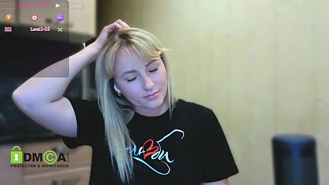 Snapshot of Smoorodinkaa chatting on 05.08.26 Smoorodinkaa online show from 05.08.26