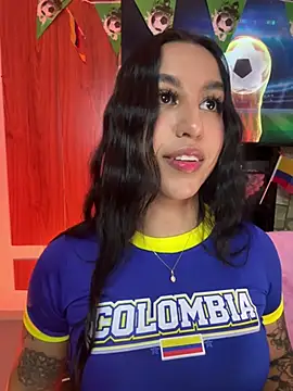 Snapshot of Tamara_Roberts1 chatting on 06.18.26 Tamara Roberts1 online show from 06.18.26