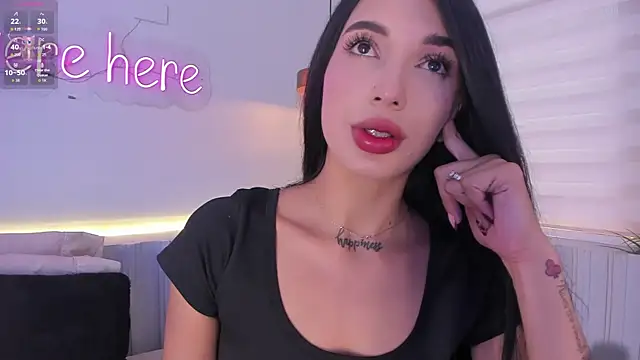 stephanymonroe online show from 10.22.25