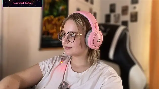 JacyWinslat online show from 10.19.25