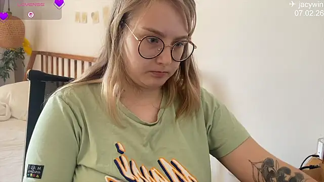 JacyWinslat online show from 02.07.26