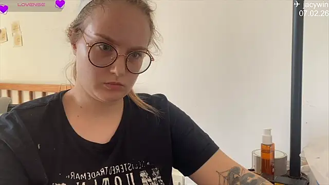 JacyWinslat online show from 02.08.26