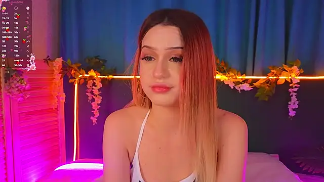 AlinaWalters online show from 11.28.25