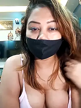 Snapshot of Cute-mona chatting on 01.16.26 Cute-mona online show from 01.16.26