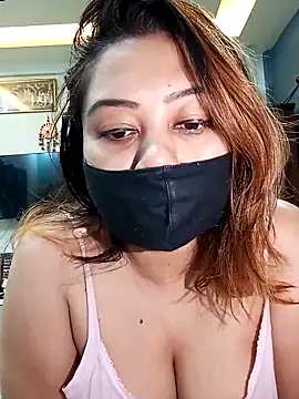 Snapshot of Cute-mona chatting on 02.03.26 Cute-mona online show from 02.03.26