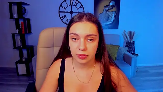 DaniellaLovely online show from 10.07.25