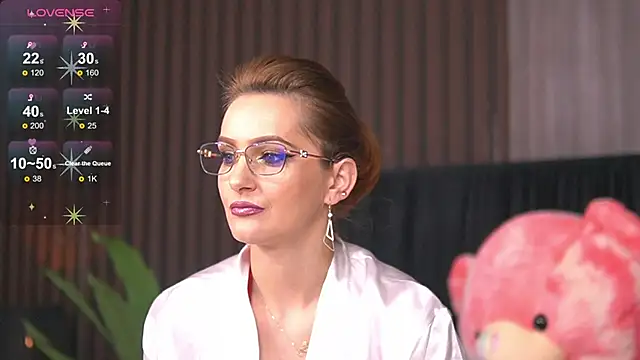 CataleyaKirk online show from 02.17.25