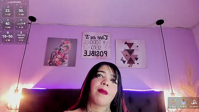 Snapshot of KRYSTENMOON chatting on 04.20.26 KRYSTENMOON online show from 04.20.26