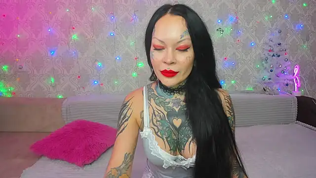 Megan Black Moon online show from 12.26.24