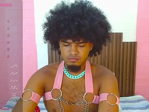 Snapshot of JaicobRuneer chatting on 09.18.25 JaicobRuneer online show from 09.18.25