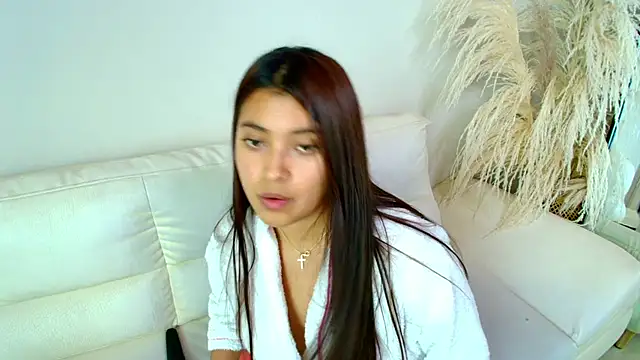 Rebeca Williams  online show from 02.25.25