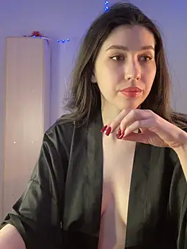 Snapshot of LushLuna chatting on 12.22.24 LushLuna online show from 12.22.24