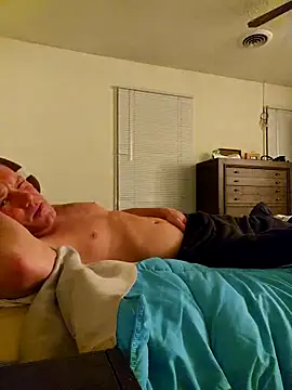 Bigtater1999 online show from 11.04.25