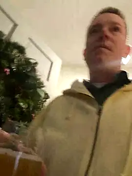 Bigtater1999 online show from 12.17.25