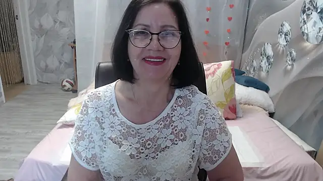 Snapshot of OlgaHottie chatting on 04.21.26 OlgaHottie online show from 04.21.26