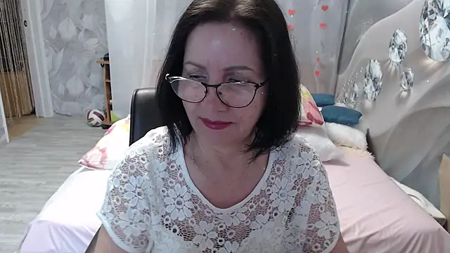 Snapshot of OlgaHottie chatting on 04.21.26 OlgaHottie online show from 04.21.26