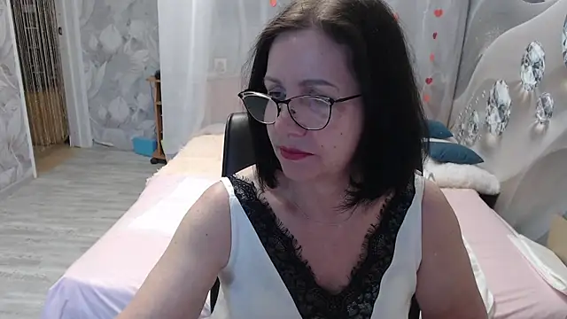 Snapshot of OlgaHottie chatting on 05.08.26 OlgaHottie online show from 05.08.26