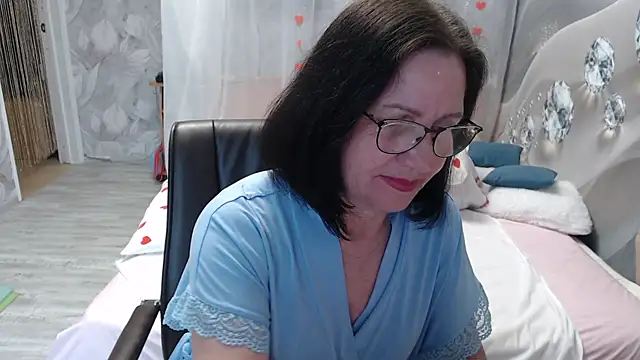 Snapshot of OlgaHottie chatting on 05.23.26 OlgaHottie online show from 05.23.26