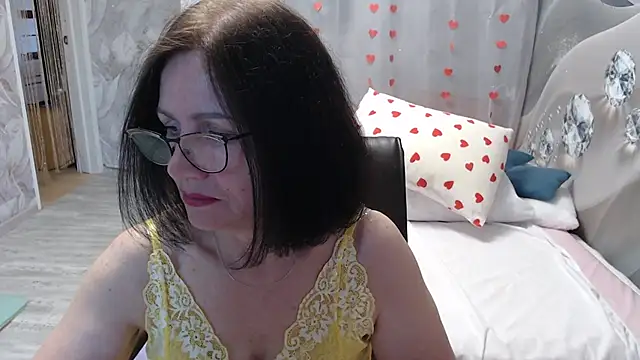 Snapshot of OlgaHottie chatting on 05.30.26 OlgaHottie online show from 05.30.26
