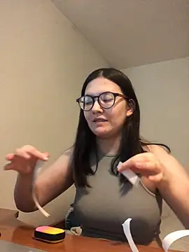 Prudie Gabriella online show from 02.20.25