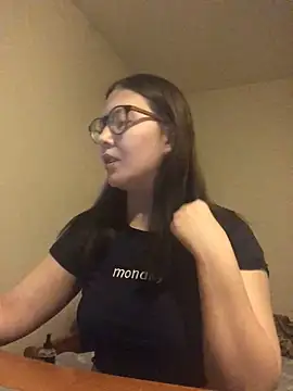 Prudie Gabriella online show from 02.26.25