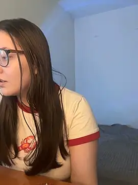 Prudie Gabriella online show from 09.22.25