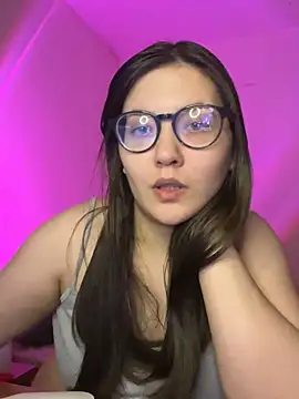 Prudie Gabriella online show from 09.27.25