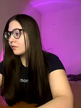 Prudie Gabriella online show from 09.30.25