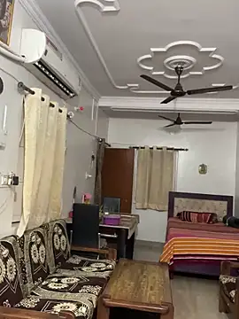 Snapshot of John_desihunk chatting on 12.05.24 John desihunk online show from 12.05.24