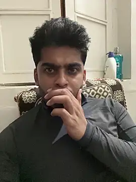 Snapshot of John_desihunk chatting on 05.17.26 John desihunk online show from 05.17.26