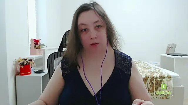 cute and hot online show from 02.13.25