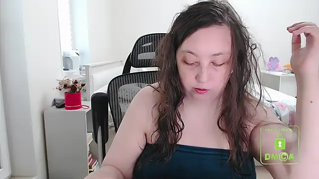 cute and hot online show from 09.18.25