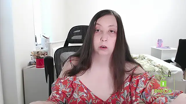 cute and hot online show from 09.28.25