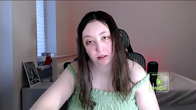 cute and hot online show from 02.21.26