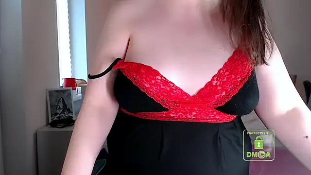 Snapshot of cute_and_hot chatting on 04.26.26 cute and hot online show from 04.26.26
