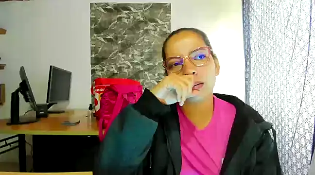 MISSLAUR4 online show from 12.30.24