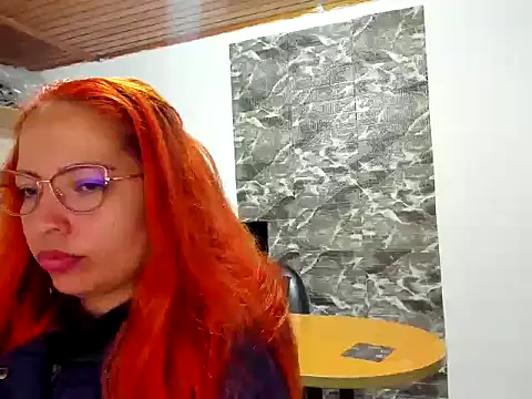 MISSLAUR4 online show from 03.19.25