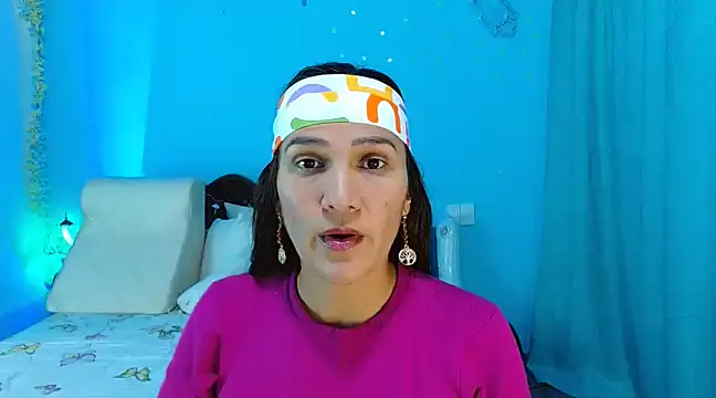 Snapshot of venus_swet_ chatting on 02.08.25 venus swet online show from 02.08.25