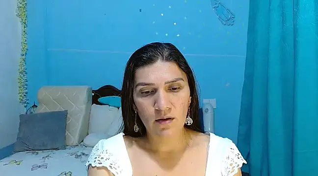 Snapshot of venus_swet_ chatting on 02.09.25 venus swet online show from 02.09.25
