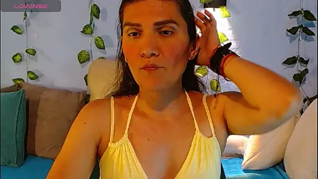 venus swet  online show from 04.17.26