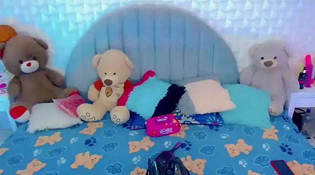 Snapshot of party_duo_trans chatting on 02.05.25 party duo trans online show from 02.05.25