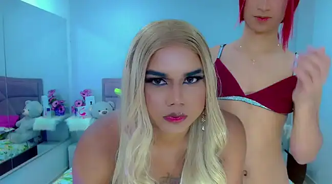 Snapshot of party_duo_trans chatting on 03.22.25 party duo trans online show from 03.22.25