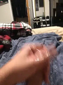 Snapshot of darksmoke011 chatting on 02.14.26 darksmoke011 online show from 02.14.26