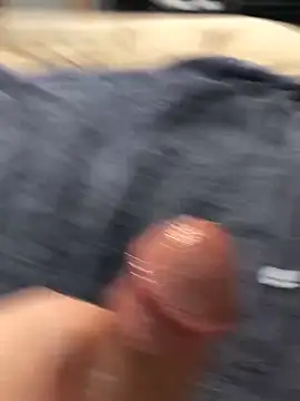 Snapshot of darksmoke011 chatting on 02.15.26 darksmoke011 online show from 02.15.26