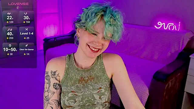 Snapshot of School_Love chatting on 02.27.25 School Love online show from 02.27.25